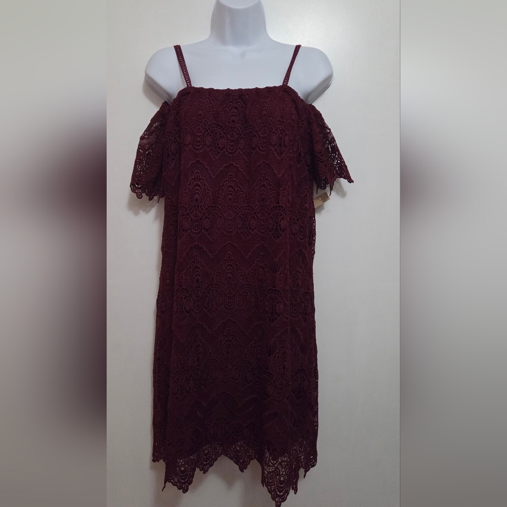 Hope & Harlow Elegant Burgundy Lace Off-Shoulder Dress Size 6P NWT